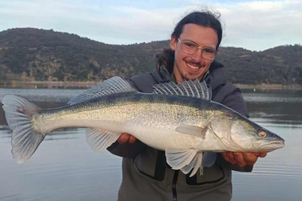 lac de caramany pêche sandre